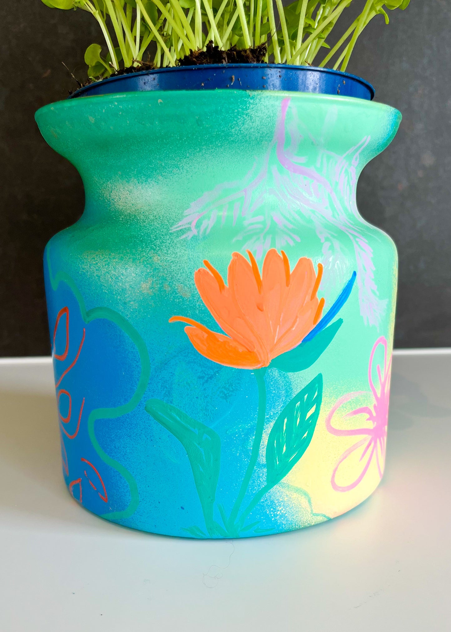 Vase à Tulipes ou pot de fleurs